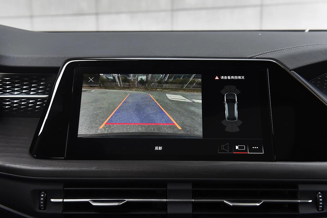 Audi Q6, 2025