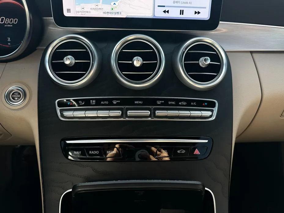 Mercedes-Benz C200 Cabriolet, 2021