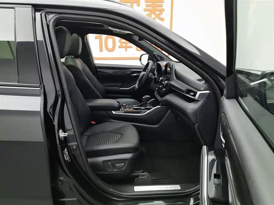 Toyota Crown Kluger, 2023