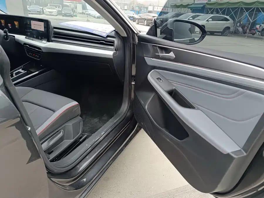 Volkswagen Lamando L, 2022