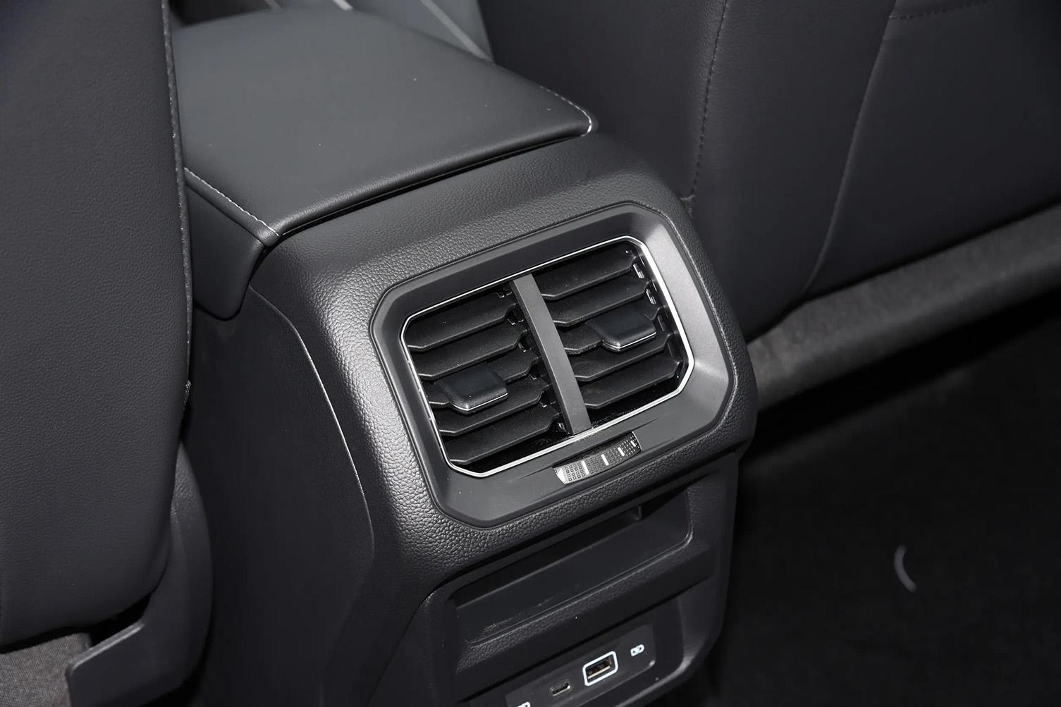 Volkswagen Tiguan L, 2025