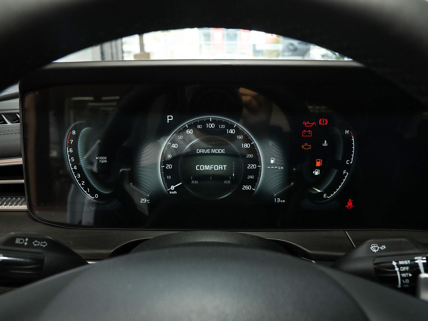 Kia K5, 2025
