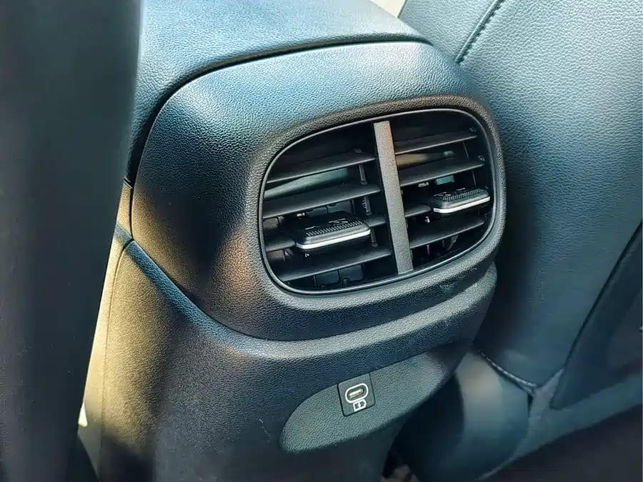 Hyundai Elantra, 2023